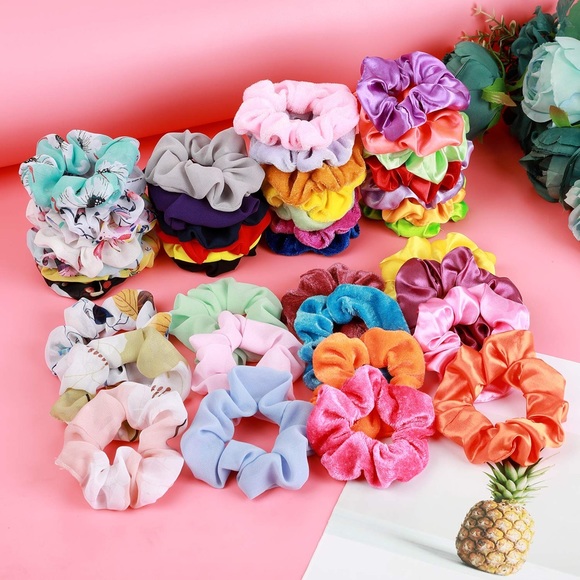 NWT Mystery Dozen Scrunchie Bundle - Picture 3 of 10